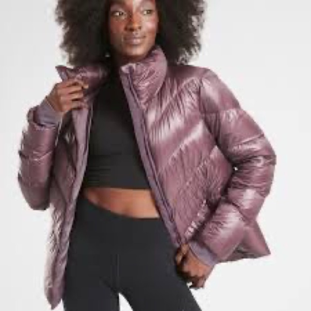 Athleta Lofty Down Jacket Size Medium Volcanic Violet Warm Winter Puffer Coat